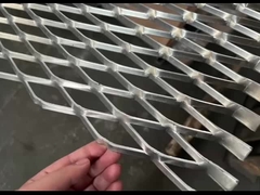 Nastro metallico in espansione galvanizzato Mesh With Diamond Hole 25 * 50mm 1,2 * 2.4m