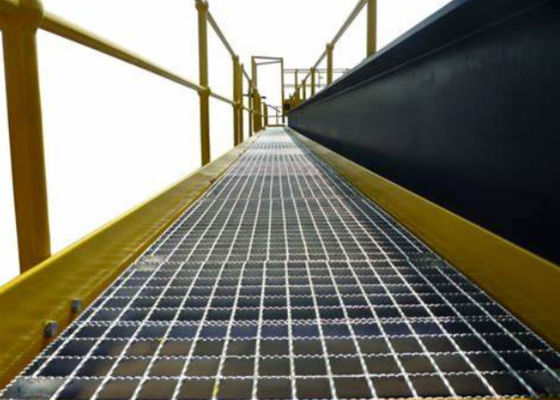 Hot-Dip Galvanized Steel Walkway Grating 600x3000mm Recycled