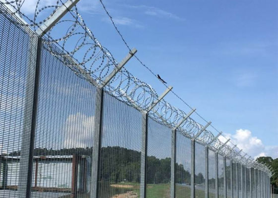 3D Curved Hot Dip Galvanized 358 Security Fencing For Schools / Parks 4.0mm 