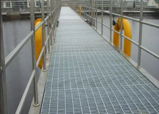 Heavy Duty Anti Slip Galvanized Walkway Grating For Industrial Flooring