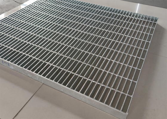 Q235 Griglia di passaggio in acciaio dentellato 40*5mm per centrali elettriche