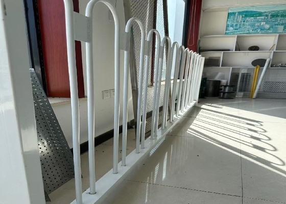 Barriera temporanea in acciaio versatile Forte flessibilità Facile installazione Opzioni di colori multipli Diametro del filo 3 mm