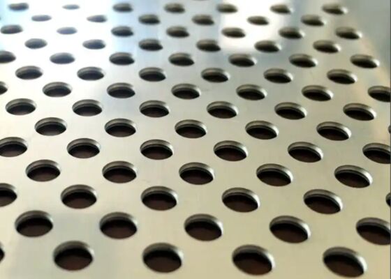 Ingegneria filtrazione mesh perforato acustico e architettonico