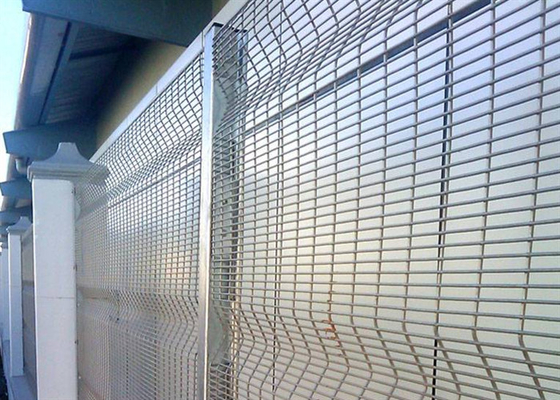 60x60mm 358 Mesh Fence Hot Dip Galvanized/cavo rivestito di potere per sicurezza aeroportuale
